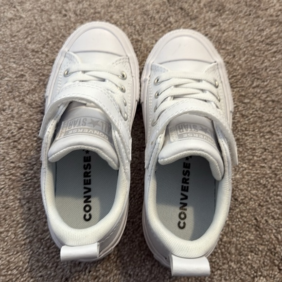 Kids White Converse. BRAND NEW - Picture 2 of 5